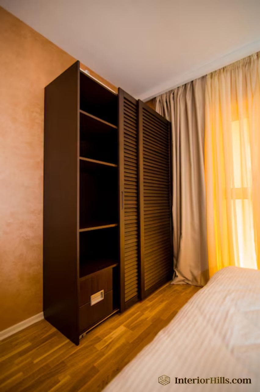 Designer Wardrobe Space 4